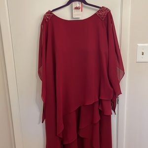 NWT burgundy JJ’s House gown in style ID: 252059.
